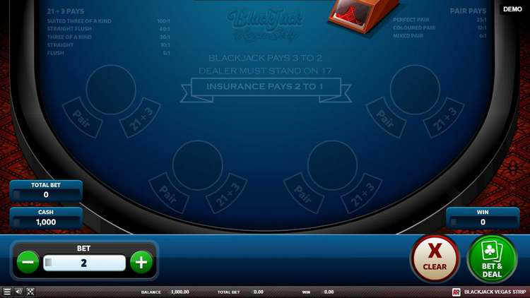 Панель управления в Blackjack Vegas Strip с кнопками Хит, Стенд, Дабл и Сплит