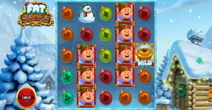 Игровое поле слота Fat Santa с символами Санты, оленей и новогодних шаров