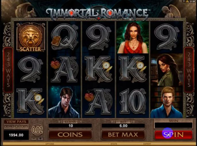 Игровой автомат Immortal Romance с готическим интерфейсом и вампирской тематикой