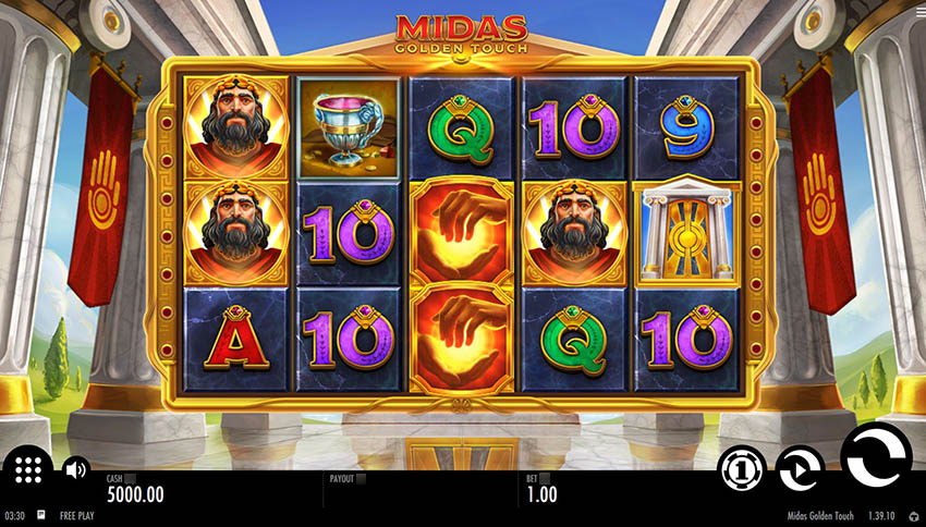 Интерфейс игрового автомата Midas Golden Touch с золотыми колоннами и античным дизайном
