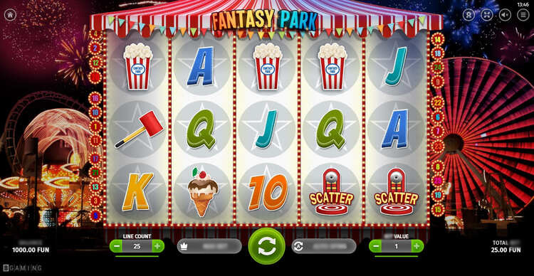 Скриншот игрового автомата Fantasy Park с барабанами на фоне ночного парка аттракционов