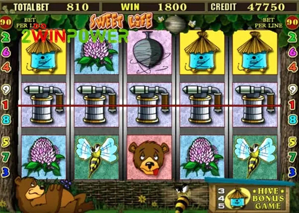 Игровой автомат Sweet Life с медведем и пчелами на фоне пасеки